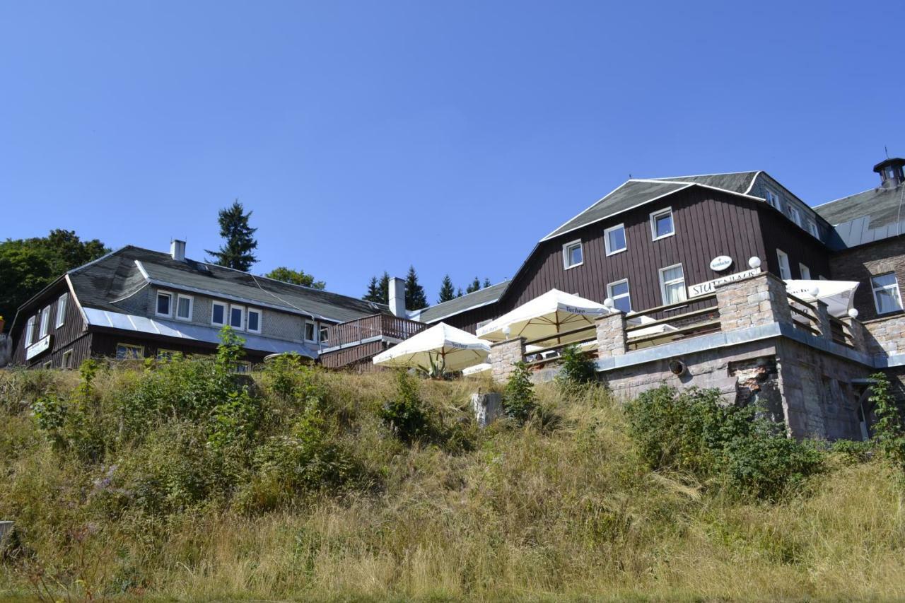 Berghotel Stutenhaus Schmiedefeld am Rennsteig Dış mekan fotoğraf